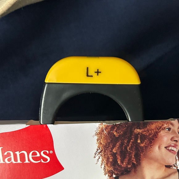 Hanes Wirefree No Show Petals Bra - Tan - Picture 5 of 7